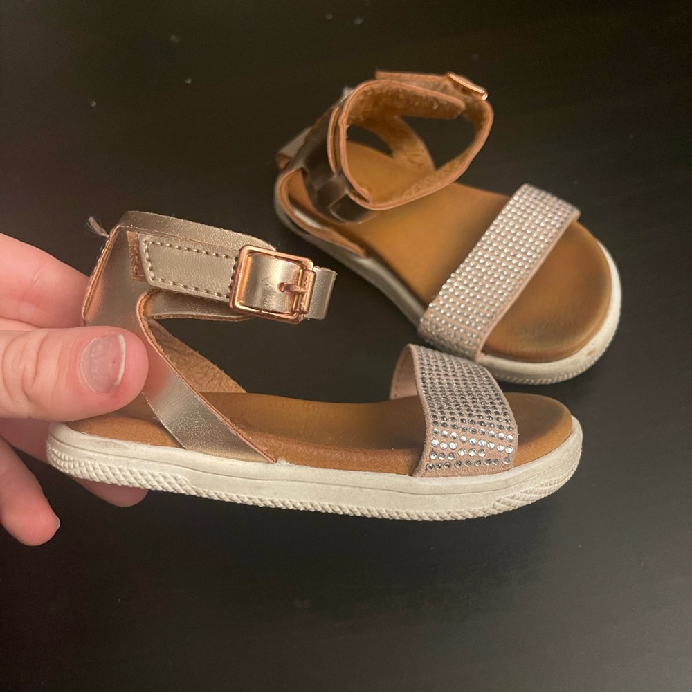 Mia Sandals